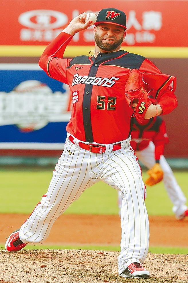 味全龙先发投手伍铎。（陈麒全摄）