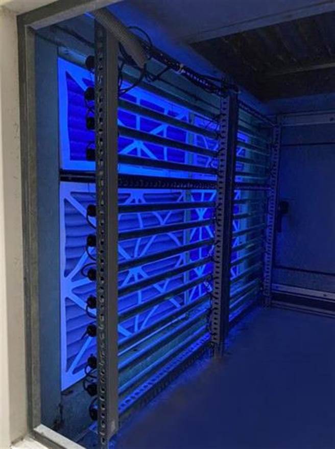 Global Mall新北中和店攜手台塑集團旗下的福機裝公司啟動「科技抗疫」，於館中裝設「UVC LED空氣除菌系統」。（Global Mall提供）