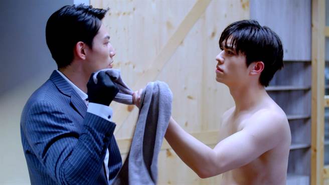 賴東賢霸道調教王碩瀚。（Vidol提供）