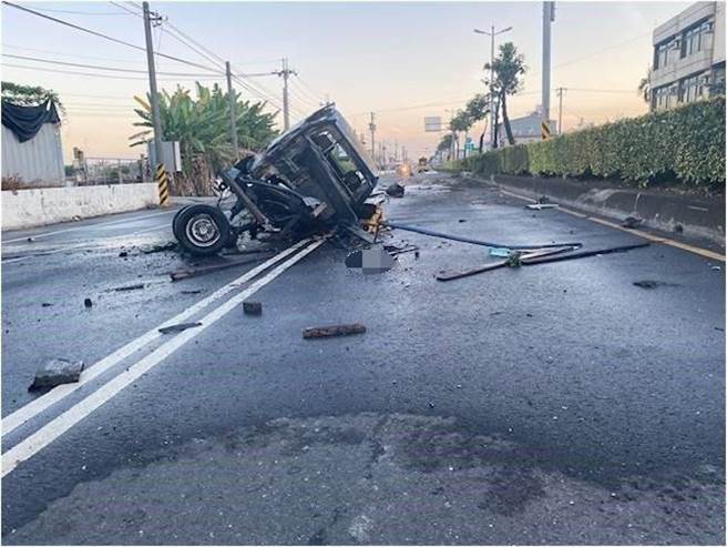 新园火烧车意外，肇事驾驶疑为通缉犯。(警方提供)