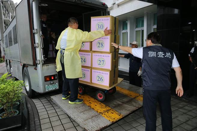 法务部调查局昨（11）日举行一年一度的全国获案毒品证物公开销燬仪式，用防弹装甲运钞车送木栅焚化炉。图为资料照。（中时资料照 萧博文摄）