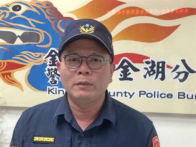 金湖分局长何明祥提醒，高报酬率投资常伴随高风险，若获利来源不明或获利率显不合理，即有可能是诈骗陷阱。（李金生摄）