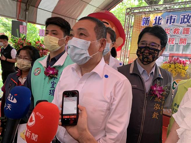 侯友宜今出席凤鸣消防分队动土典礼。（许哲瑗摄）