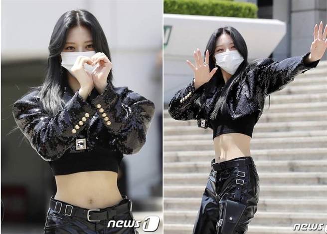 有娜露出白皙蚂蚁腰。(图/翻摄自韩网)