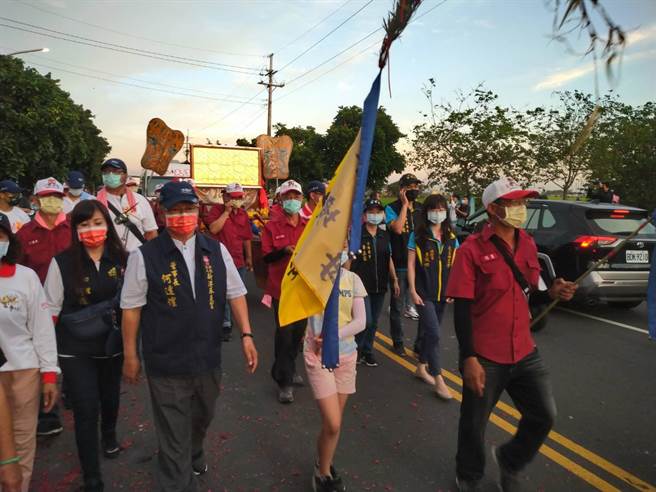 新港奉天宫7天6夜遶境中途喊卡。（新港奉天宫提供／张亦惠嘉县传真）