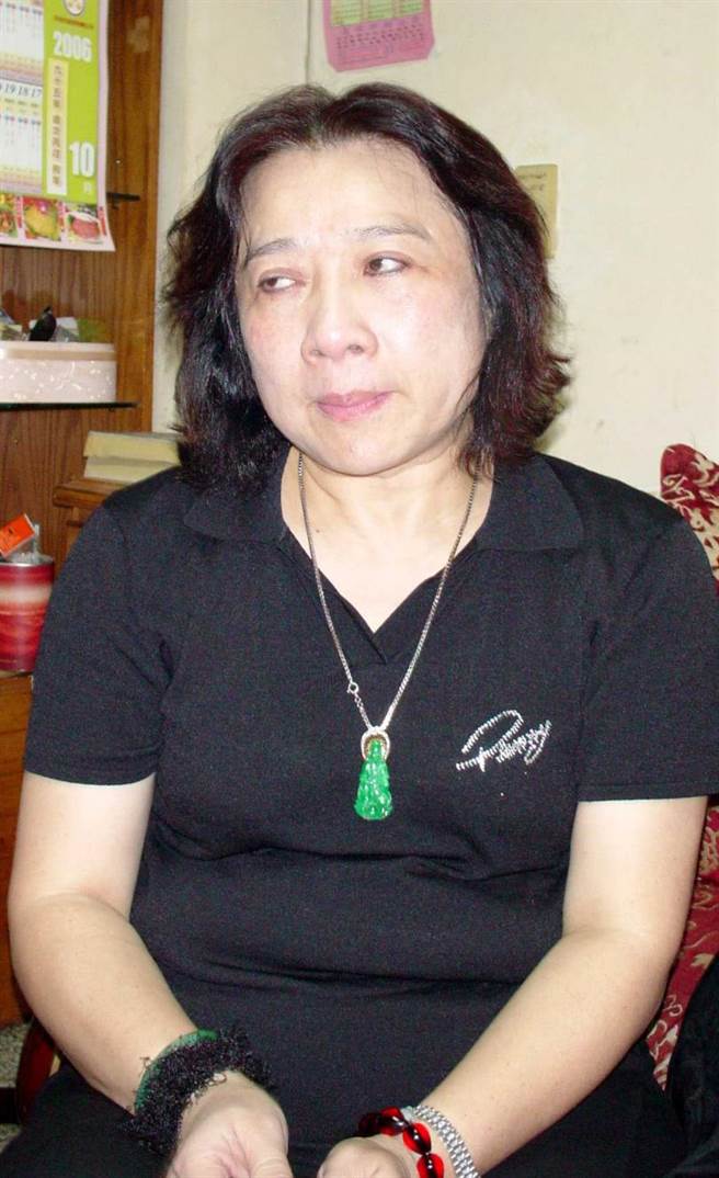 元配吴丽珠恸失丈夫，还被冠上「买凶杀夫」罪名。