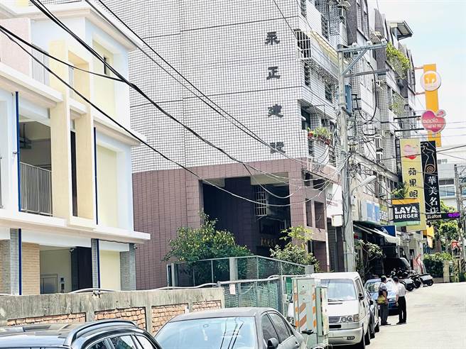 立委楊瓊瓔協調台電整併電纜線，配合步道工程將將8支電桿下地化。（王文吉攝）