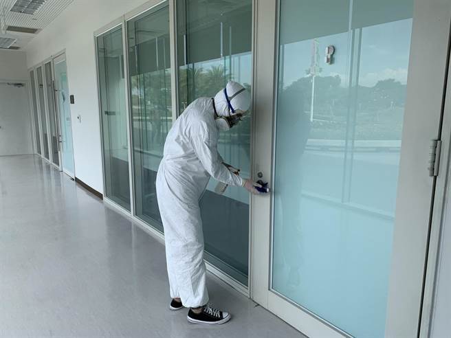 卫武营国家艺术文化中心14日临时在官网公告闭馆消毒。（卫武营提供／洪浩轩高雄传真）