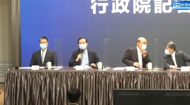 陈时中宣布双北升级三级警戒