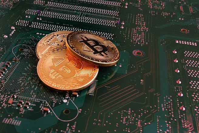 比特币、狗狗币该纳税吗？ (示意图/shutterstock提供)