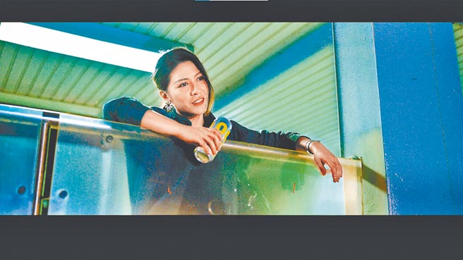 艾怡良首次主演電影即入圍台北電影獎最佳新人。（華納兄弟電影提供）