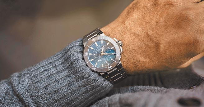 ORIS与潮间带Dat Watt护育组织合作推出联名表，成功形塑公益形象。（ORIS提供）