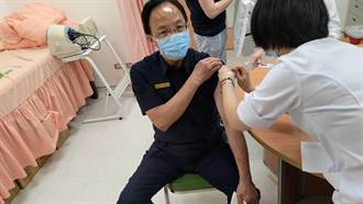 疫情重災區  萬華分局員警168人完成疫苗施打