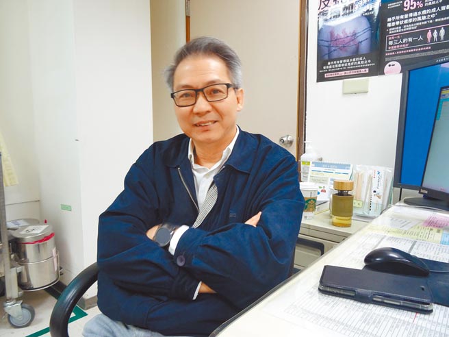 防疫专家、中华民国防疫协会理事长王任贤呼吁，积极筛检找出确诊者，进行社区清零。（冯惠宜摄）