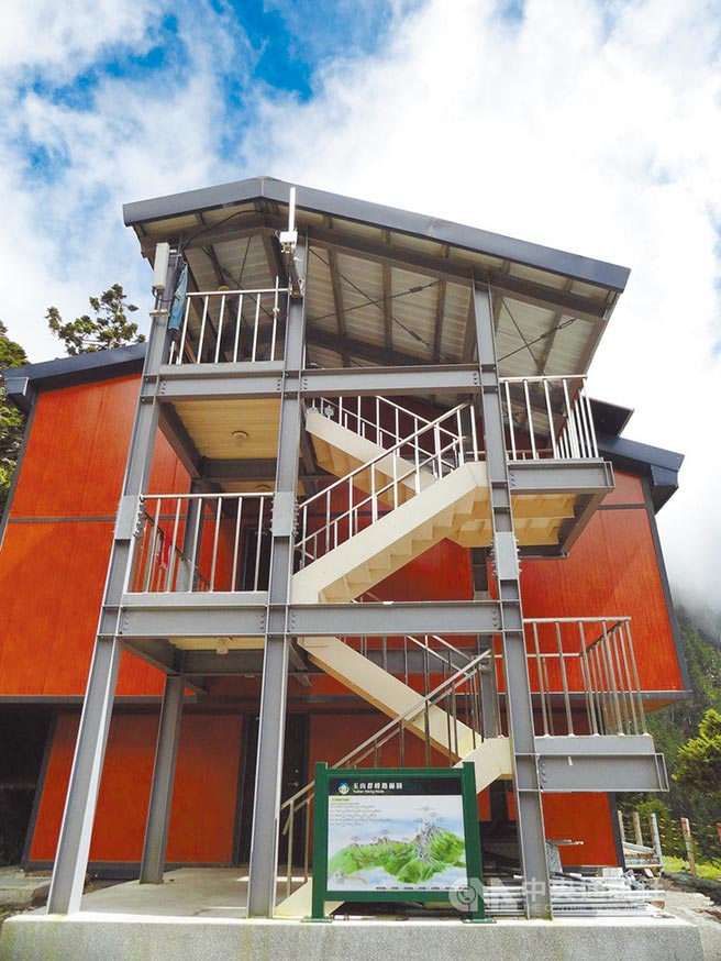 因应新冠疫情跨县市延烧，玉山国家公园管理处15日宣布，自即日起至28日，全面暂停开放。（玉管处提供／陈世宗南投传真）