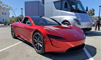 明年量產的電動超跑：特斯拉將在洛杉磯展示 Roadster 2 原型車