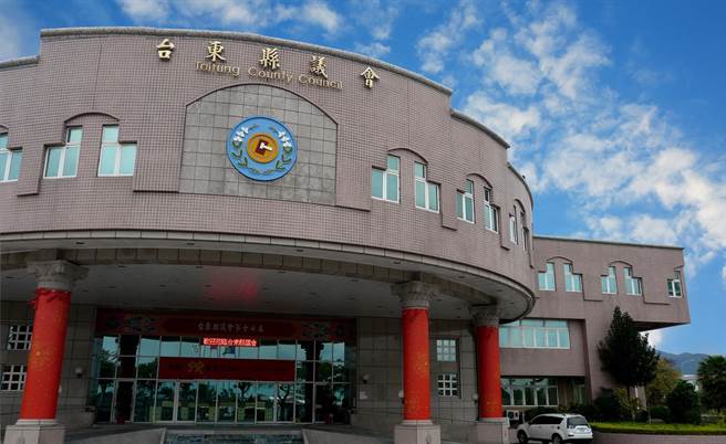 因應疫情升溫，台東縣議會18日起停會10天。（莊哲權攝）
