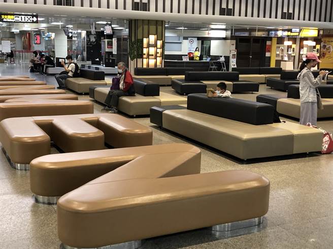 金门尚义机场大减班，机场显得有些冷清。（李金生摄）