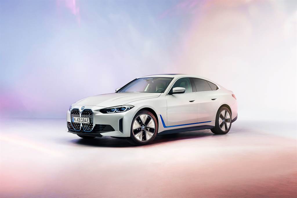 BMW 將於 2025 年前砍掉近半「燃油動力編成」 M 性能部門同步確認油電化
