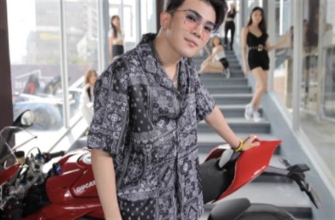 孙生是反骨男孩成员，风格搞笑无厘头。（图/翻摄自孙生IG）