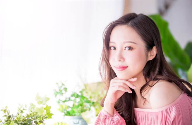 生肖鼠、兔以及马的人天生最会撩人，情话张口就来，任谁都会招架不住。（图／Shutterstock）