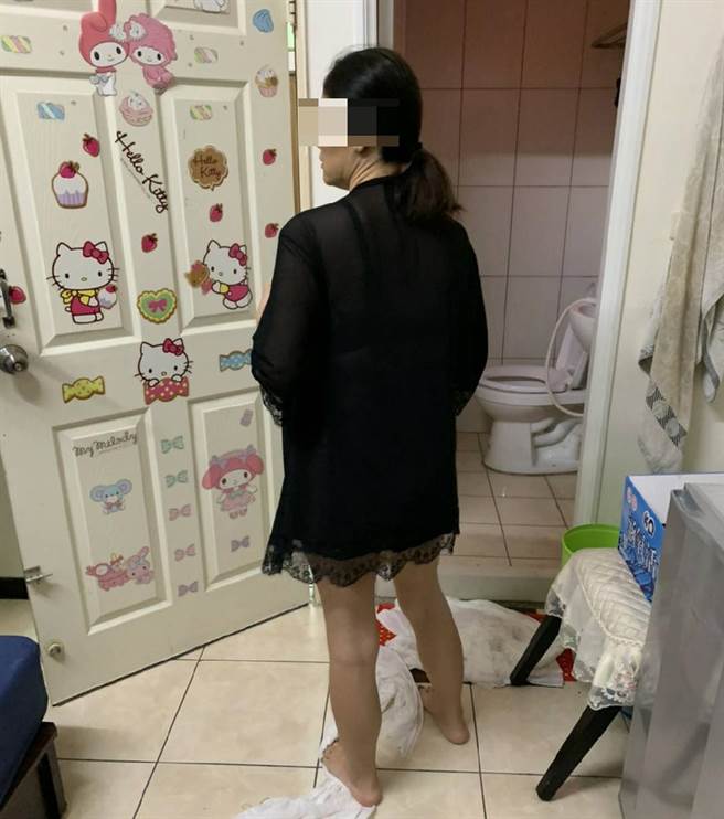 警方于西屯区福科路1间出租套房，查获41岁阮姓女子与张姓男子，从事性交易，全案依违反社会秩序维护法裁罚。（民眾提供）