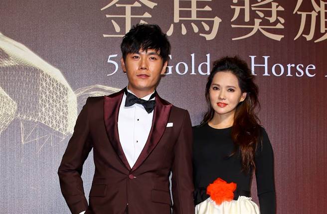 53歲伊能靜與小10歲的大陸男星秦昊婚後恩愛，是著名的模範夫妻檔。（圖／本報系資料照片）