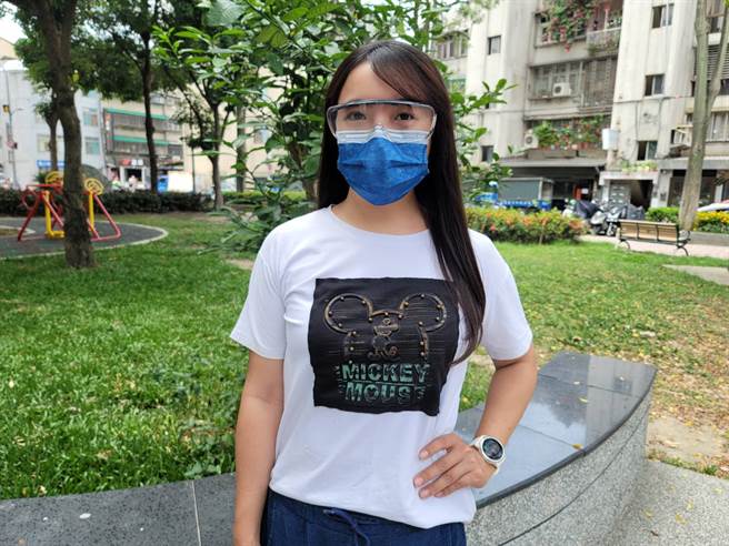 女星陳伶宣落實做好防疫工作，盼盡快度過疫情。（照片/游定剛 拍攝）