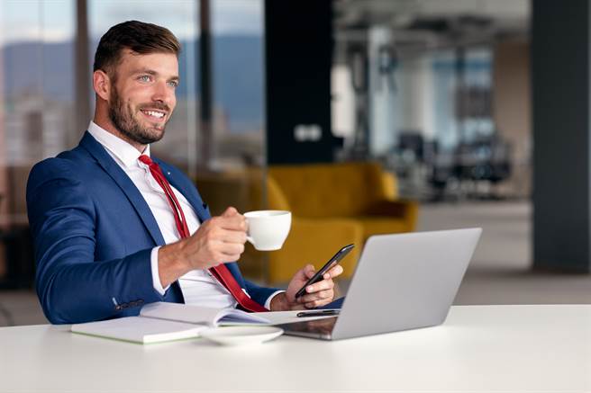 天蠍座、水瓶座和雙子座的人不但智商高，情商也很高，注定能夠成為人生勝利組。(示意圖/達志影像)