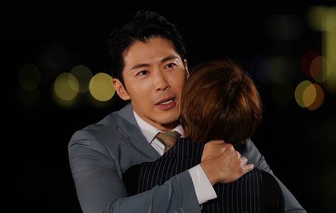 演员黄少祺赶拍八点檔，即便疫情暴发还是坚守岗位。（图／FB@黄少祺）