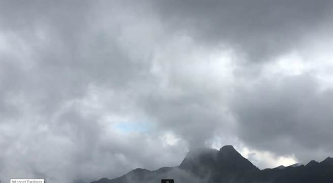 根据气象局玉山北峰气象站资料指出，23日玉山总降雨量7mm。（读者提供／张妍溱台中传真）