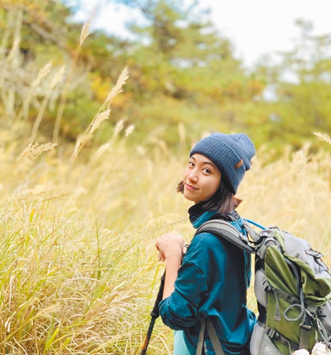 于晴暫停平時熱愛的登山運動，做好居家防疫。（趣放娛樂提供）