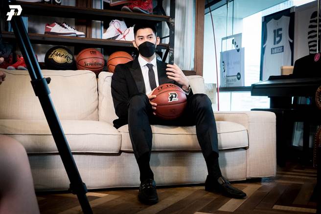 在新北国王总教练毛加恩的规划中，这支球队第一年将找外籍教练领军。(PLG提供)