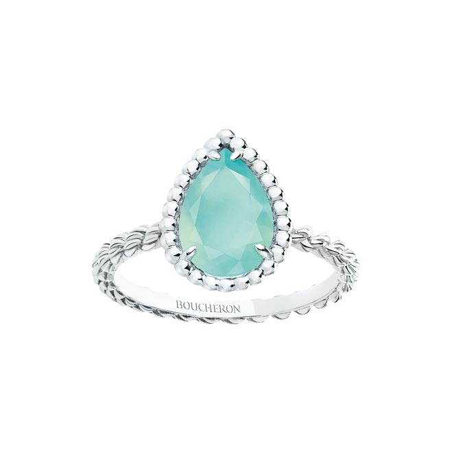 Boucheron海水蓝绿玉髓Serpent Boheme戒指，6万9000元。（Boucheron提供）