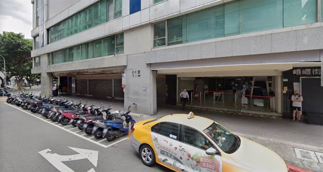 凌群电脑内部员工不满居家上班还要扣特休，对此公司则回应，并没有此事。（图／翻摄自google map）