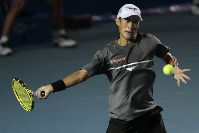 庄吉生挑战法网男单会外赛，可惜落败。（资料照／美联社）