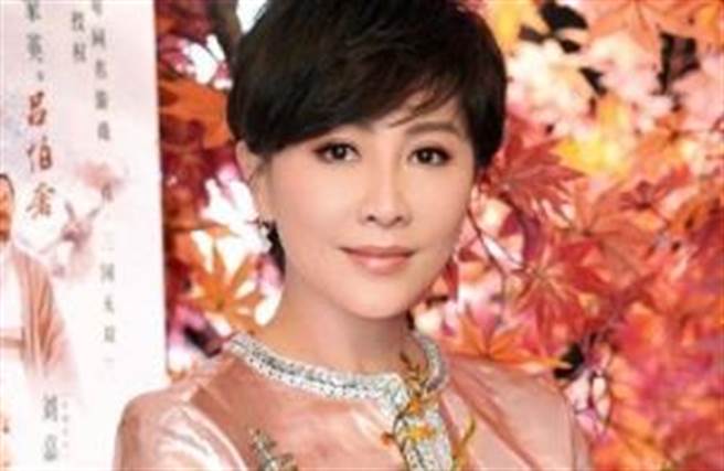 刘嘉玲除了演艺事业成功，并拥有商业头脑。(图/刘嘉玲IG @carinalau1208)
