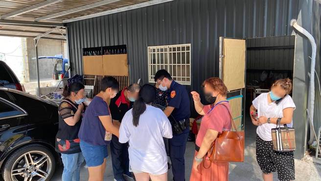 嘉县警方24日查获有人提供场地给不特定人士群聚打麻将，提供场地的黄女遭重罚30万元。（嘉县政府提供／张亦惠嘉县传真）