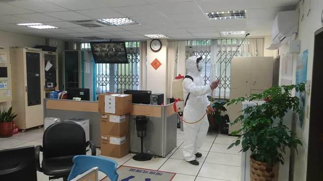 市刑大表示，明（26日）将再进行全区消毒。（市刑大提供）
