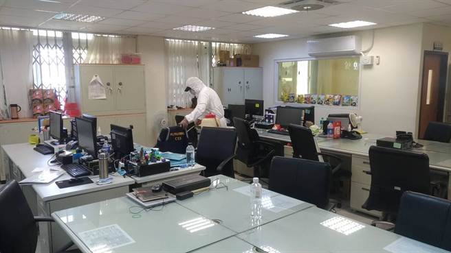 新北市刑警大队、树林分局针对办公厅舍扩大清消。（新北市警察局提供）