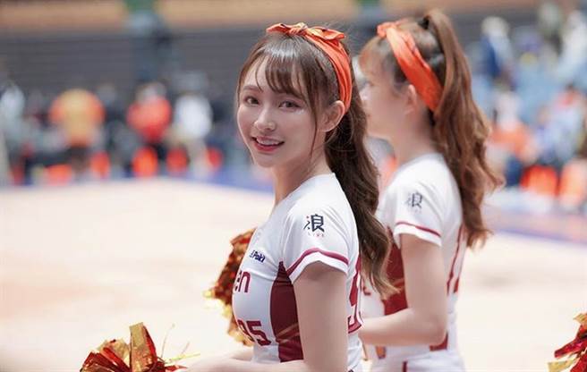啦啦队女神林襄。（图／IG@林襄）
