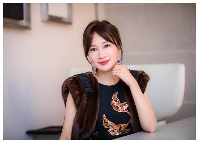 台湾珠宝设计师胡茵菲联合全球知名珠宝品牌Moussaieff，推出Moussaieff by Anna Hu首批珠宝作品。（Moussaieff by Anna Hu提供）