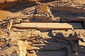 埃及奇蹟探秘 世上最大未完工之方尖碑