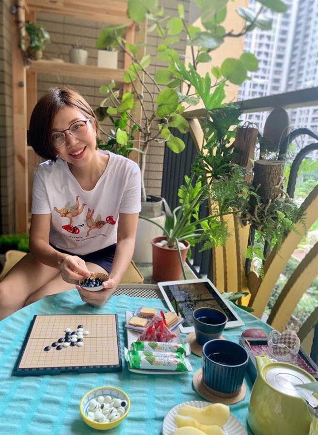 于子育居家防疫生活。（摘自脸书）