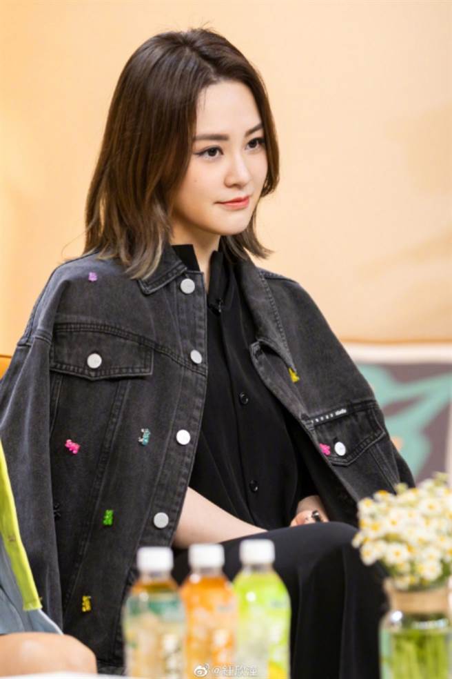 阿娇在微博更新近况，粉丝注意到她已火速瘦下来。(图/ 摘自锺欣潼微博)