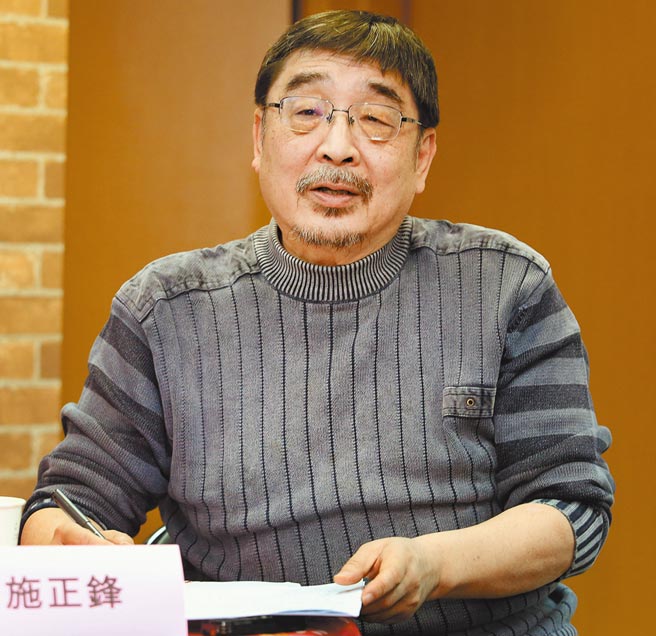 东华大学教授施正锋。（本报资料照片）