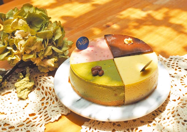 艾樂比手作烘焙坊嘗試外送的銷售方式，其中乳酪四重奏相當受歡迎。（艾樂比手作烘焙坊提供）