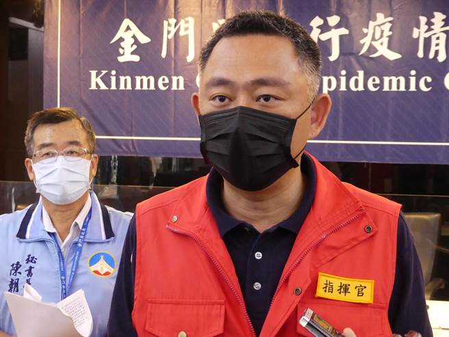 金门争取中央同意开放地方採购疫苗，县长杨镇浯今天透露，目前跟包括欧美、对岸很多管道都有在谈。（县府提供）