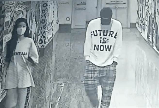 吴亦凡包场带女人看电影画面遭电影院员工流出。(图/ 摘自微博)