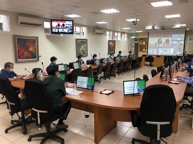 连江县疫情指挥中心今（28日）公布无新增确诊个案及密切接触需居家隔离个案。（县府提供）